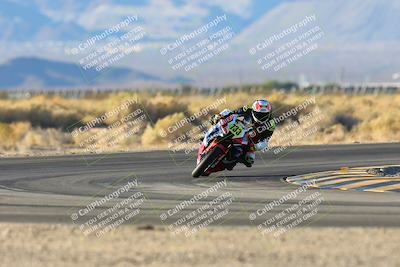 media/Dec-07-2024-CVMA (Sat) [[21c5f1ef85]]/Race 11-Amateur Supersport Open/